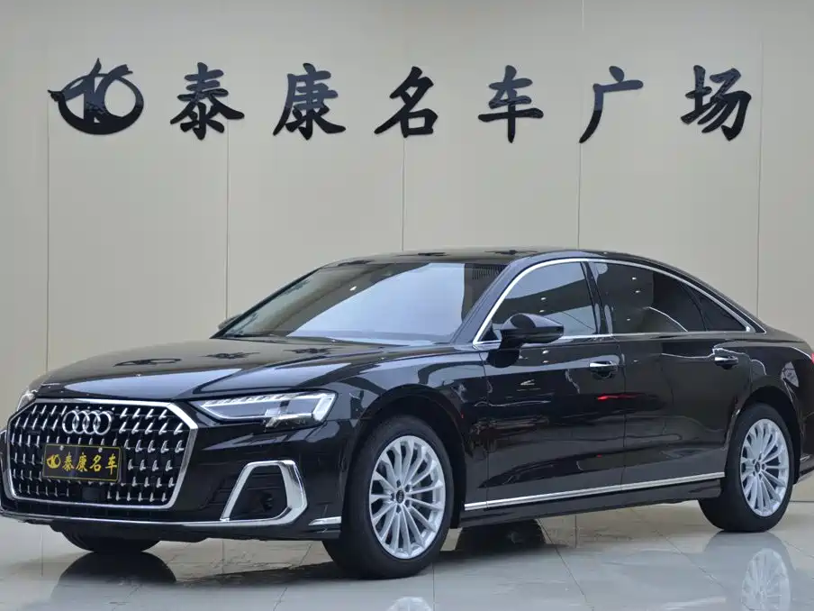 奥迪A8 2025款 A8L 45 TFSI quattro 豪华型 2026