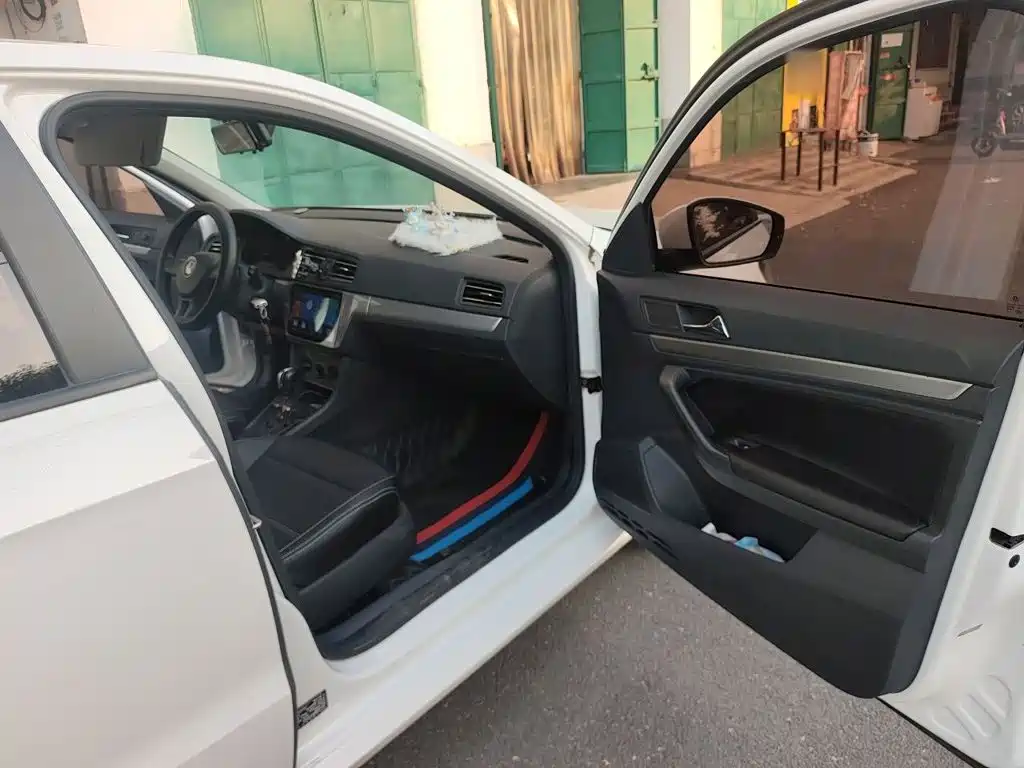 Volkswagen Lavida — миниатюра 18