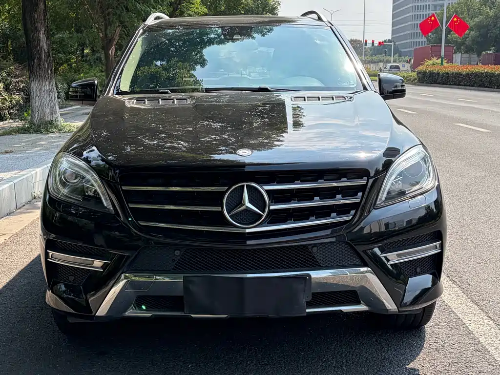 Mercedes-Benz M-Class — миниатюра 2