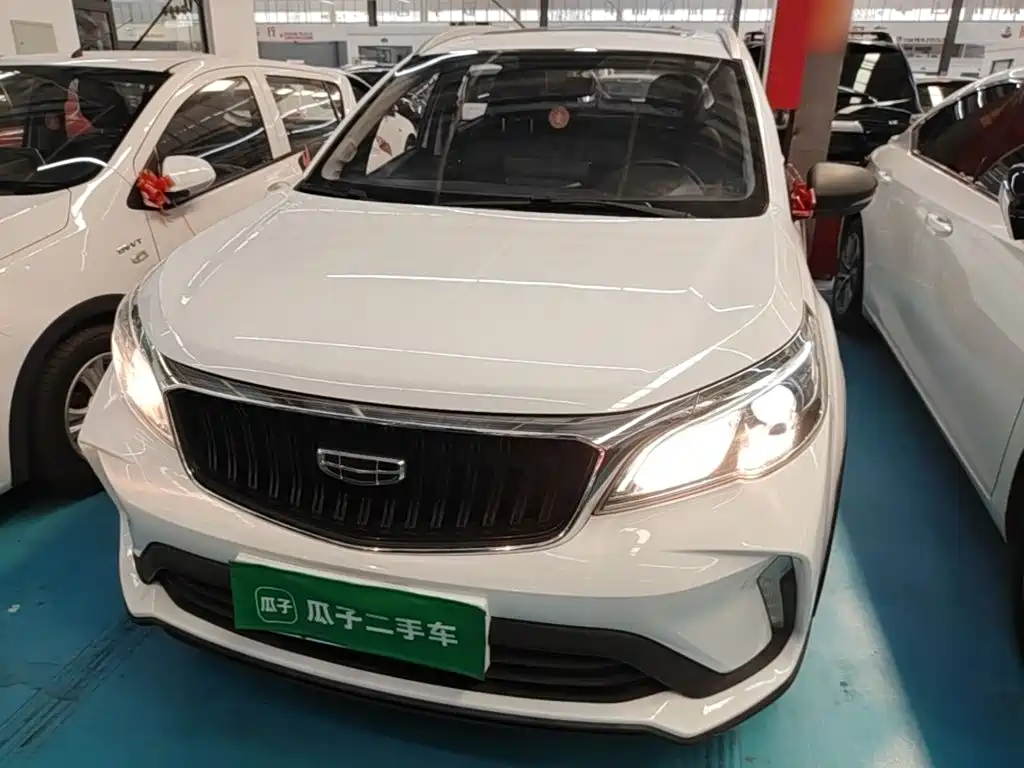 Geely Vision X3 — миниатюра 3