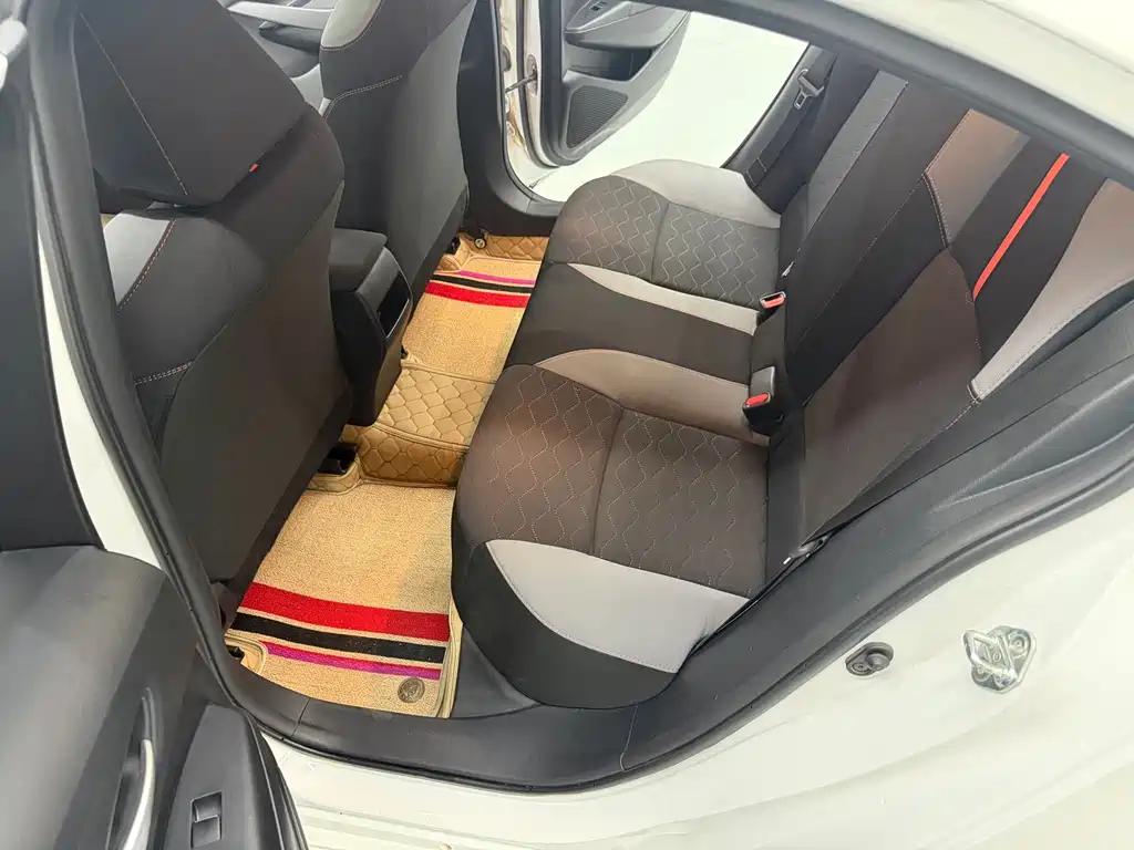 Toyota Corolla — миниатюра 21