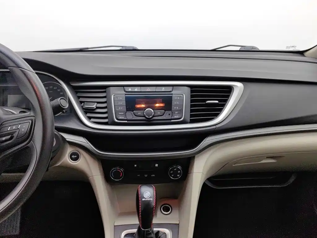 Buick Excelle — миниатюра 12