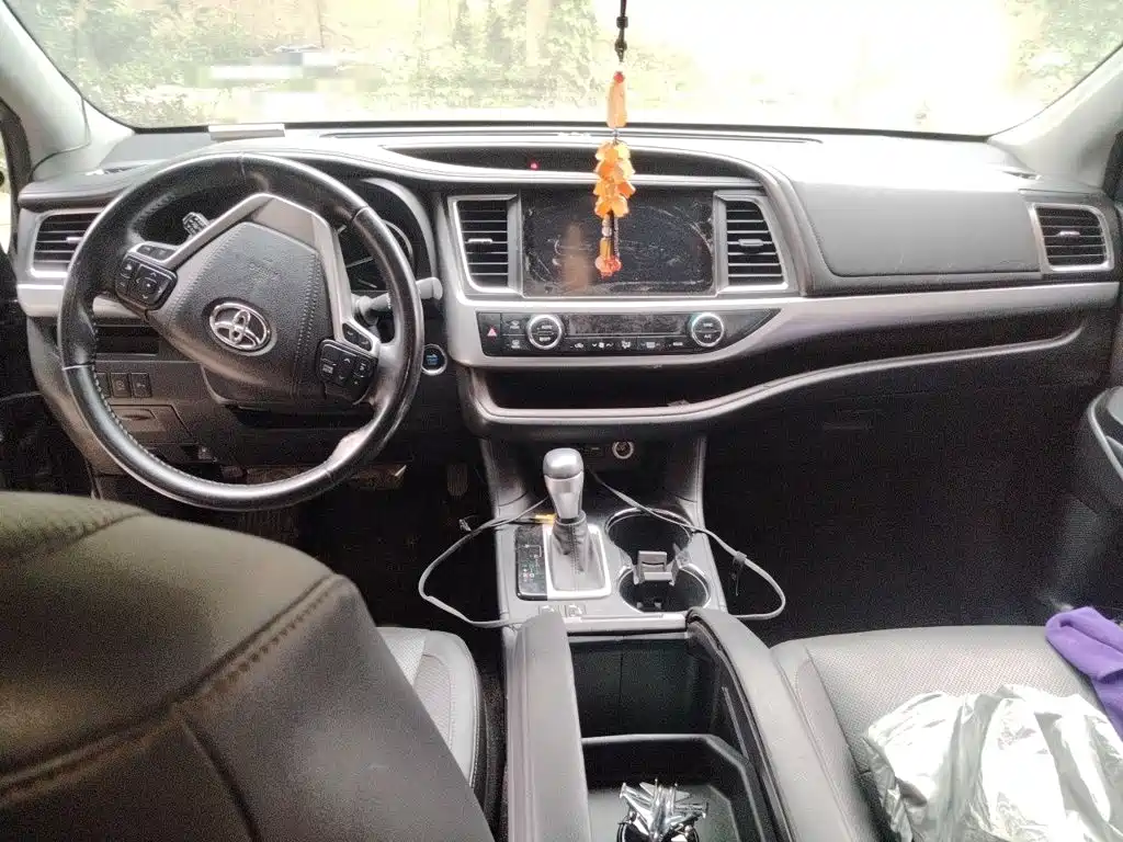 Toyota Highlander — миниатюра 13