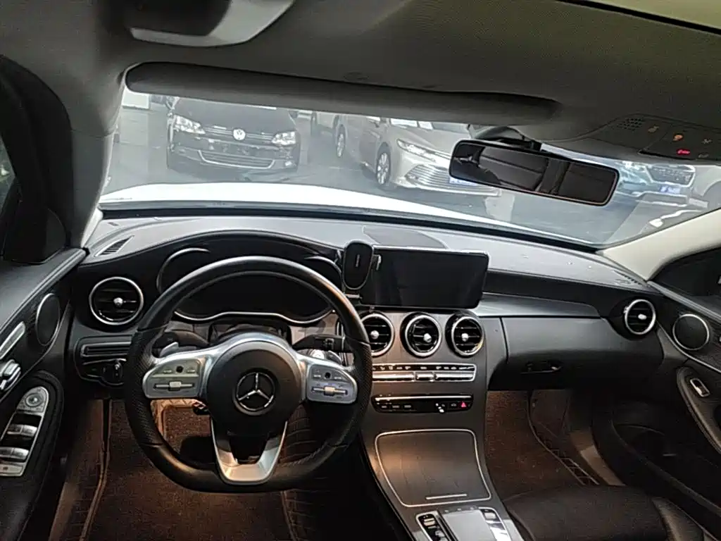 Mercedes-Benz C-Class — миниатюра 10