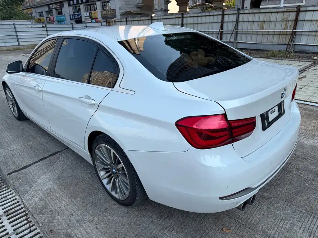 BMW 3 Series — миниатюра 9