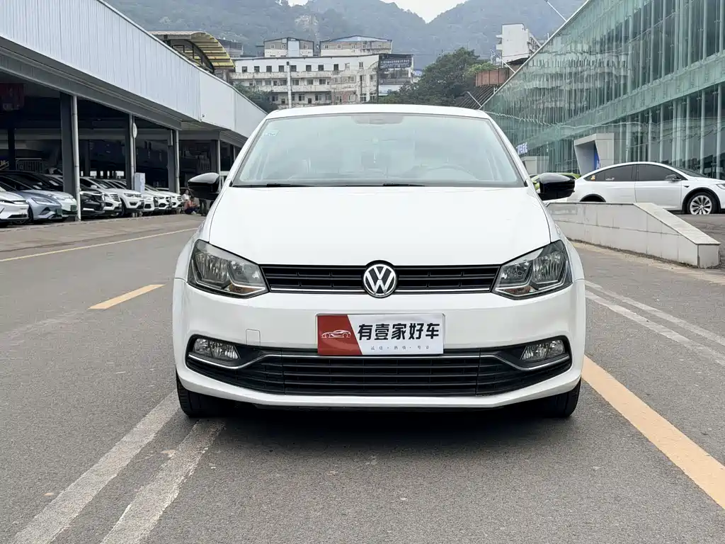 Volkswagen Polo — миниатюра 2