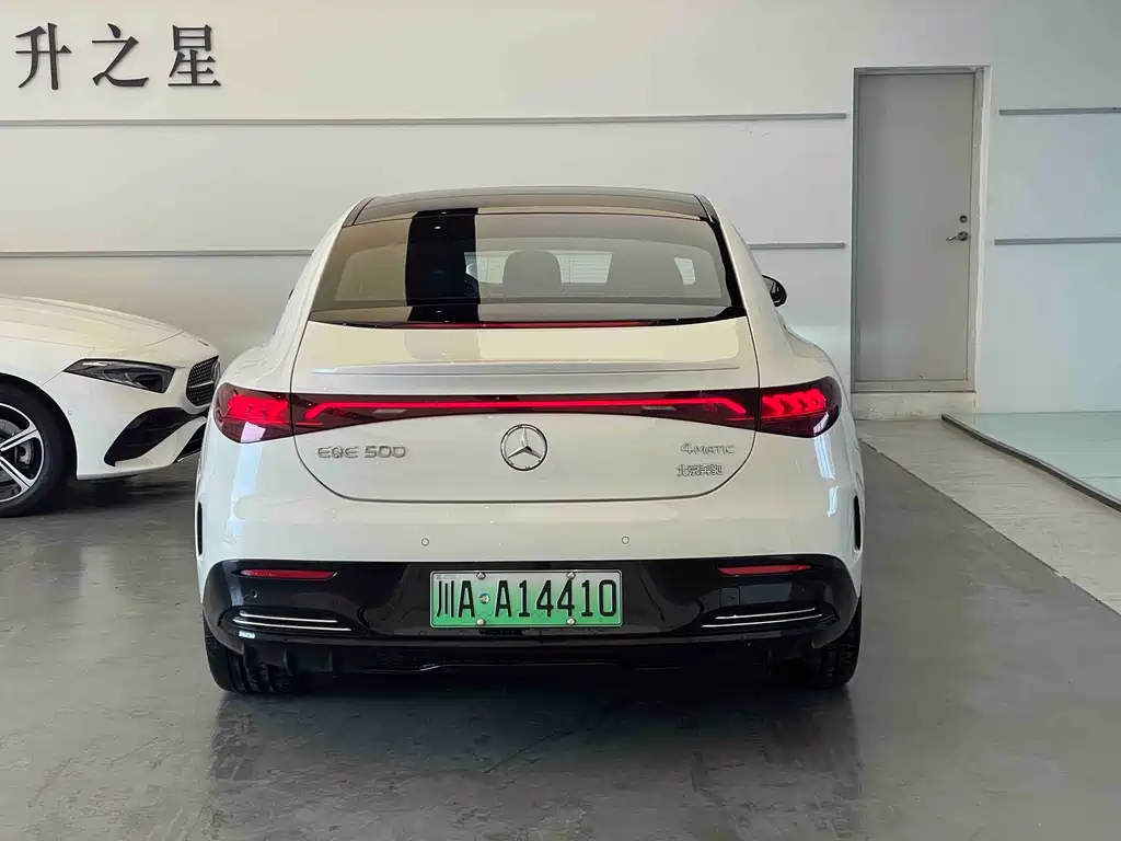 Mercedes-Benz EQE — миниатюра 6