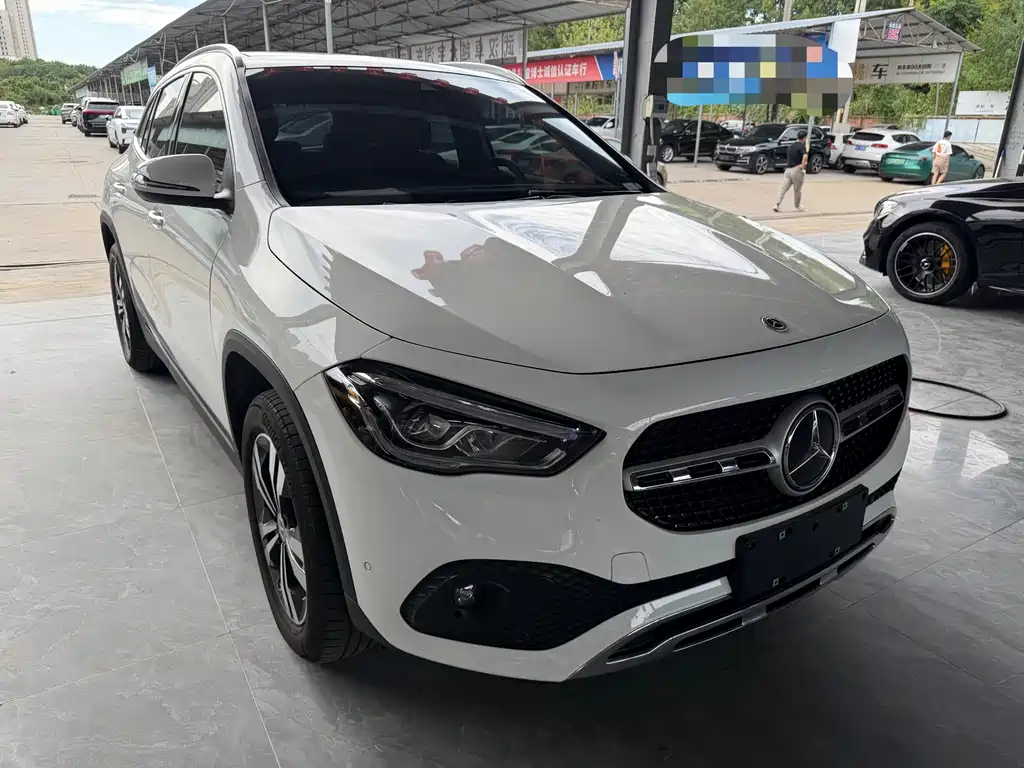 Mercedes-Benz GLA — миниатюра 3