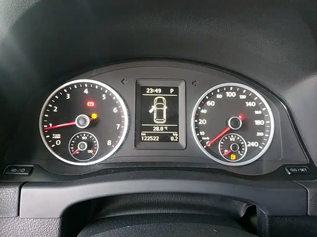 Volkswagen Tiguan — миниатюра 12