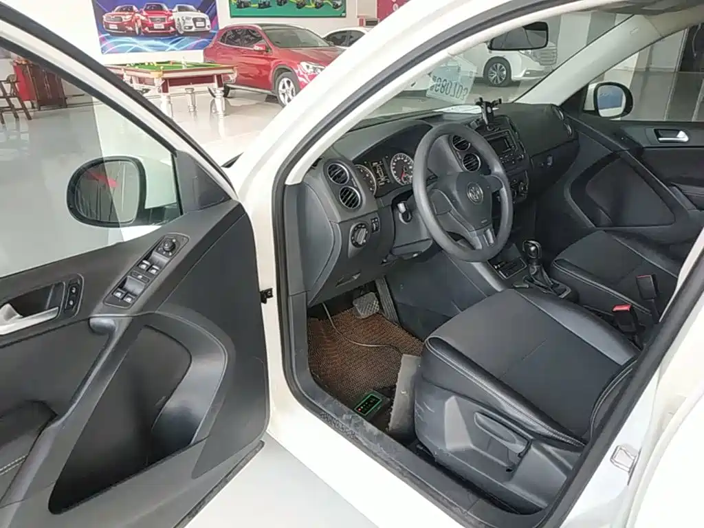 Volkswagen Tiguan — миниатюра 16