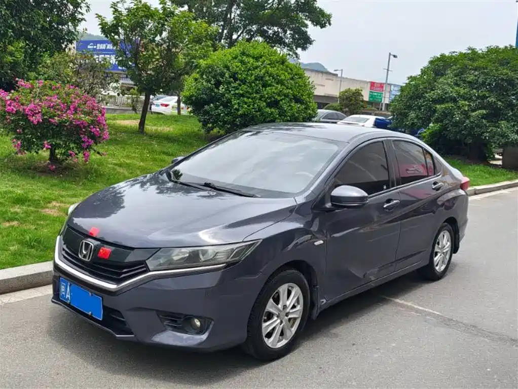 Honda Greiz 2016