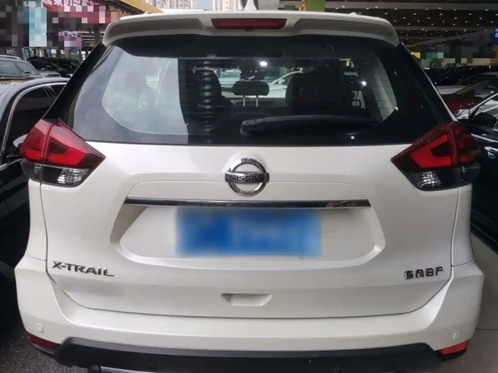 Nissan X-Trail — миниатюра 6