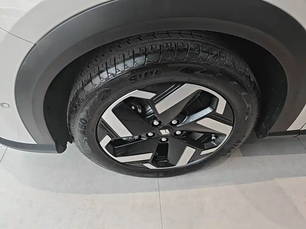 Baojun Yunhai — миниатюра 23