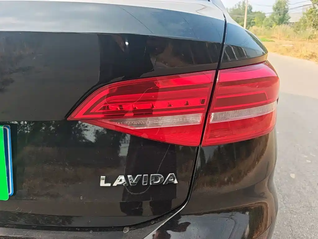 Volkswagen Lavida — миниатюра 8