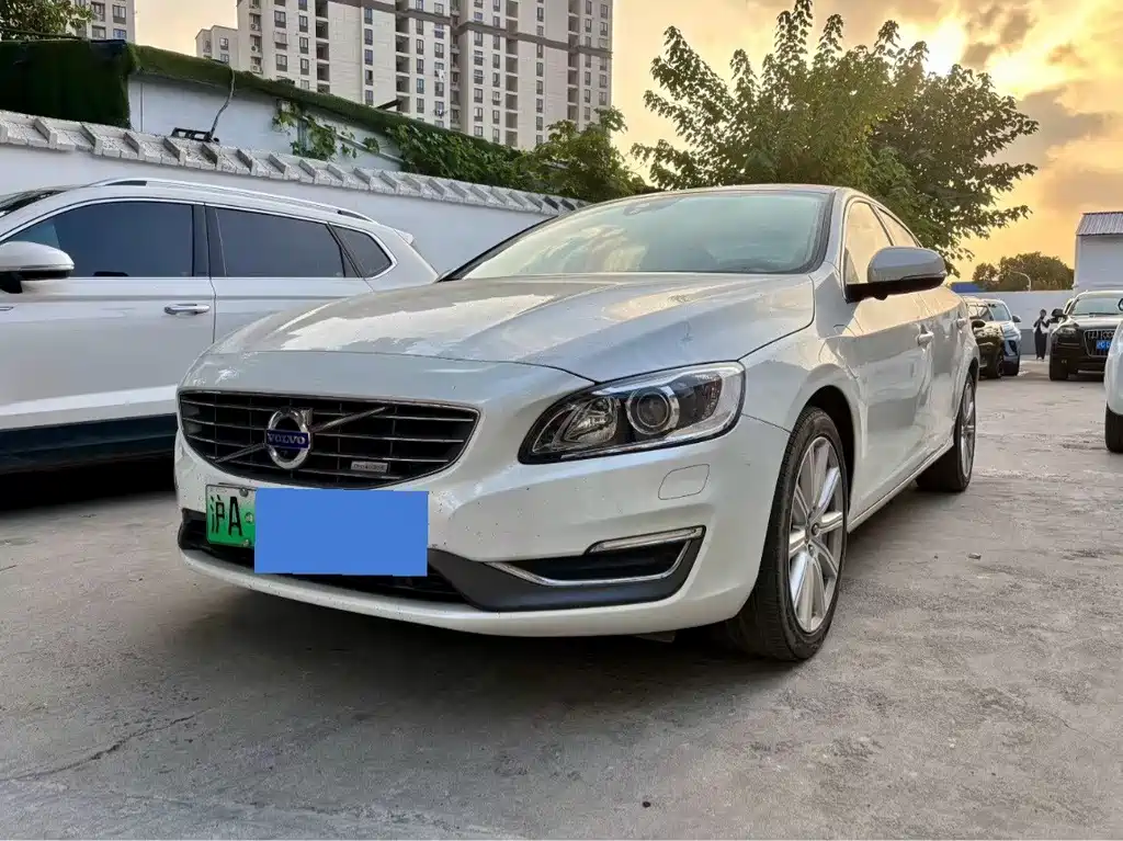 Volvo S60 PHEV 2016