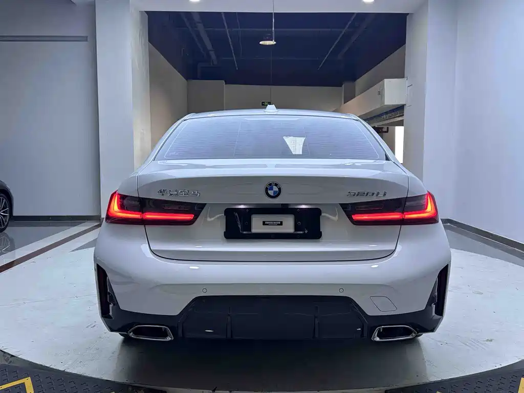 BMW 3 Series — миниатюра 3