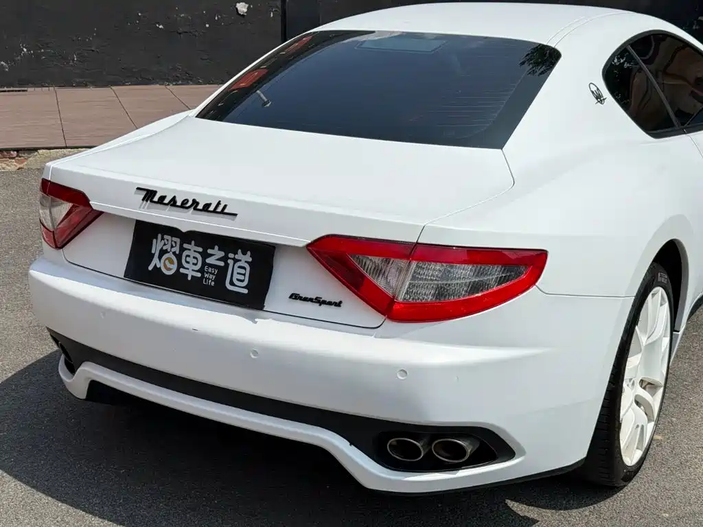 Maserati GranTurismo — миниатюра 21