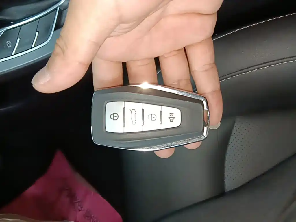 Geely Emgrand — миниатюра 9