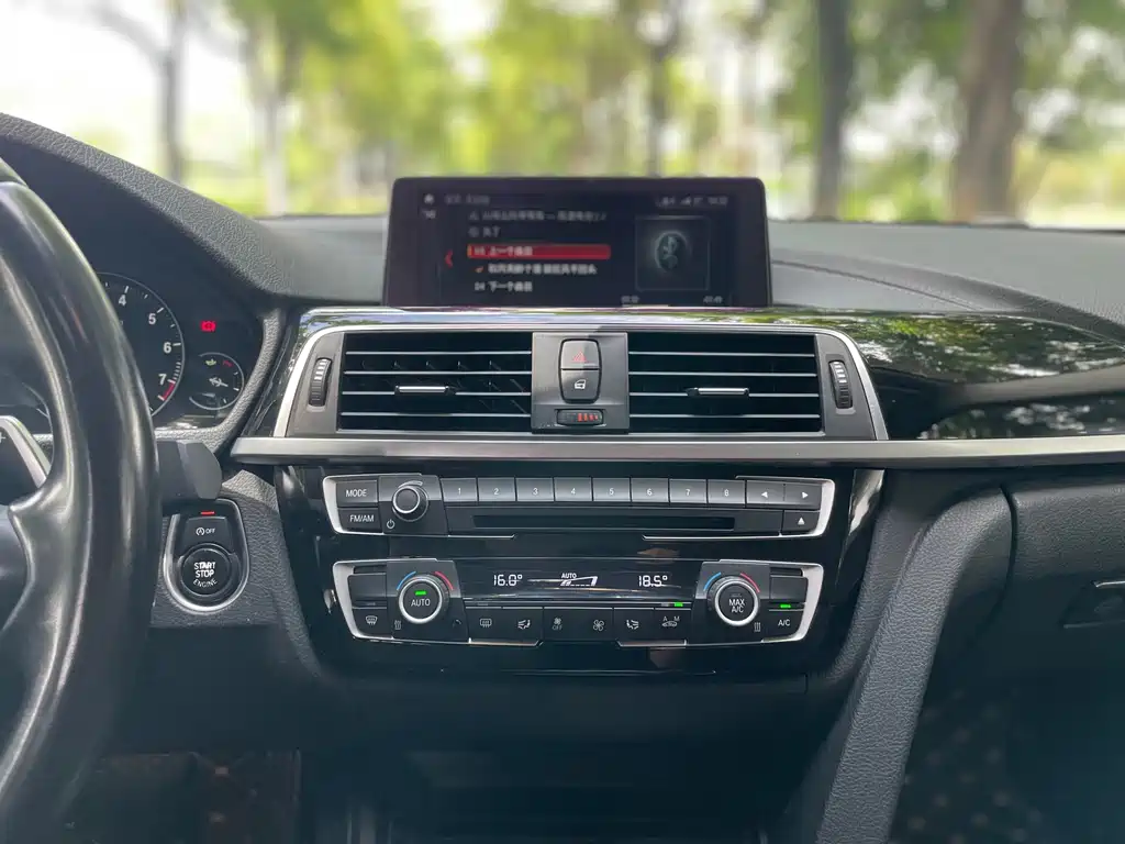 BMW 3 Series — миниатюра 15