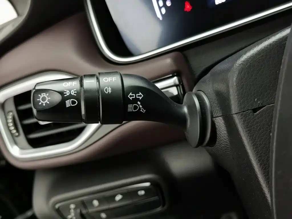 GAC Motor Trumpchi M6 — миниатюра 21