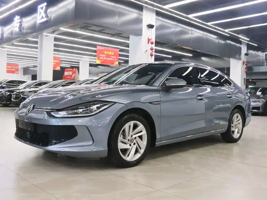 凌渡 2023款 凌渡L 280TSI DSG炫辣版 2023