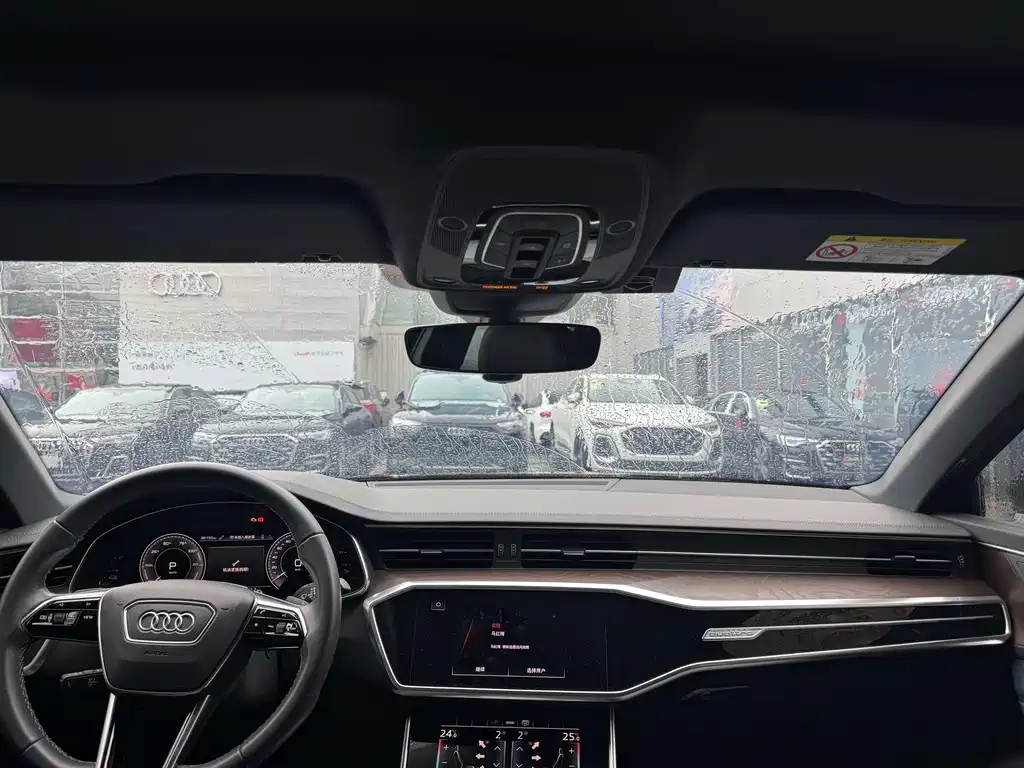 Audi A6L New Energy — миниатюра 13