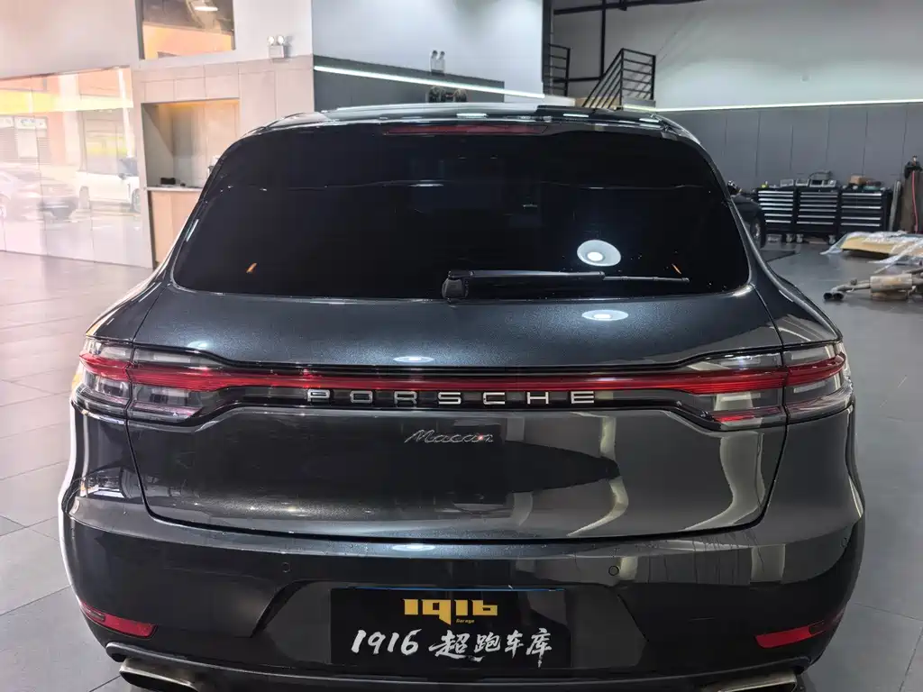 Porsche Macan — миниатюра 4