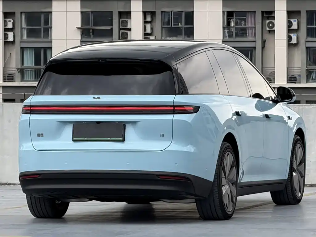 Li Auto i8 2025 Standard
