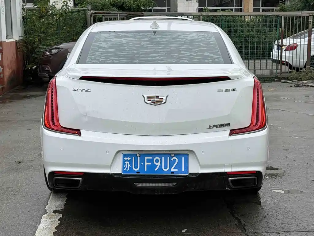 Cadillac XTS — миниатюра 3
