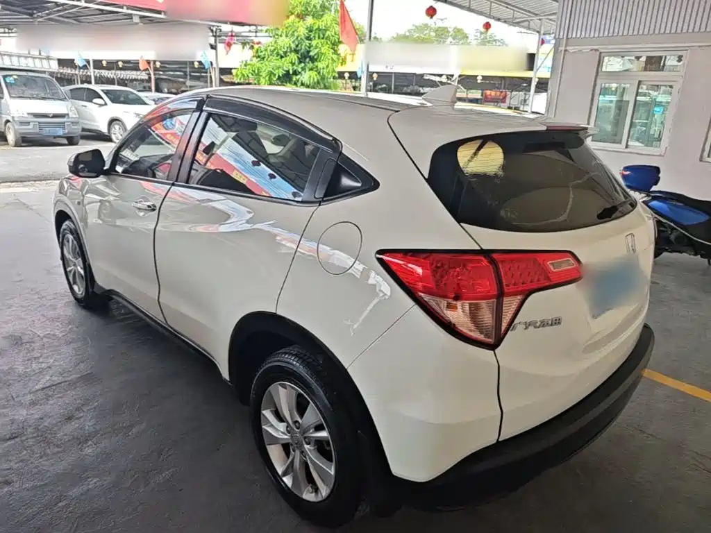 Honda Vezel — миниатюра 5