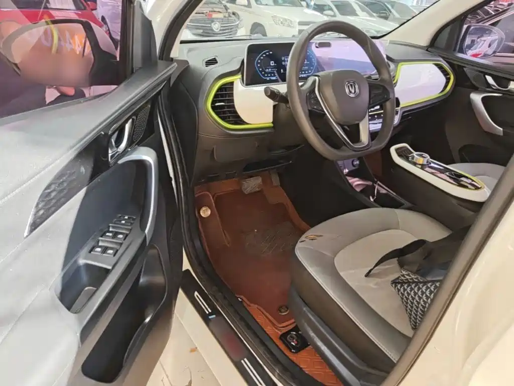 Changan Benben E-Star — миниатюра 16