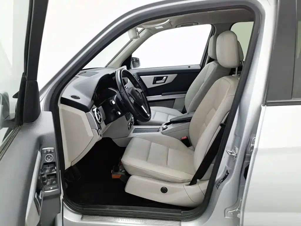 Mercedes-Benz GLK-Class — миниатюра 10