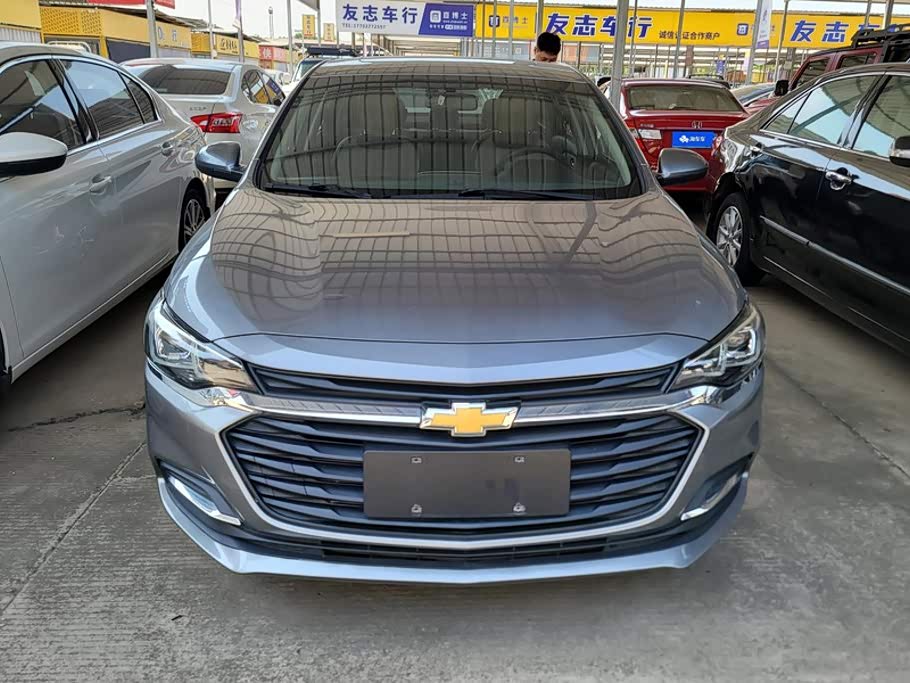 Chevrolet Monza 1.5 л 2022 г. Серебристо-серый, пробег 48600 км