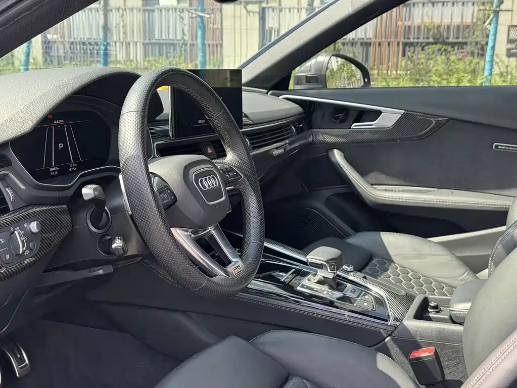 Audi RS 4 — миниатюра 4