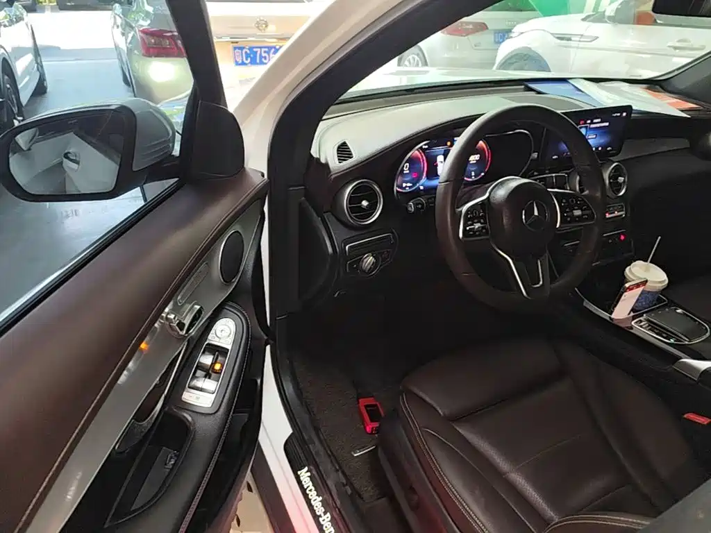 Mercedes-Benz GLC — миниатюра 16