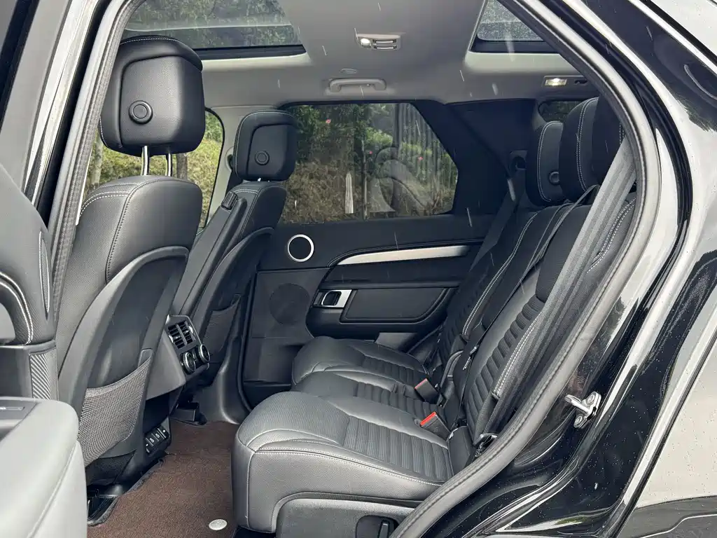 Land Rover Discovery — миниатюра 12