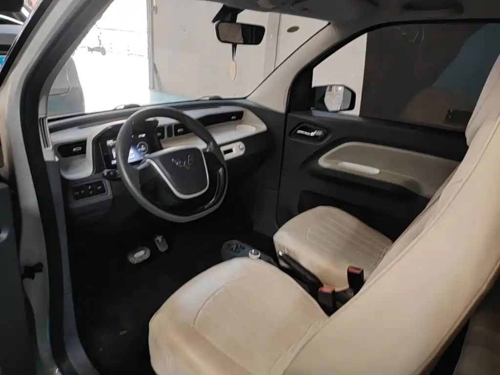 Wuling MINIEV — миниатюра 16