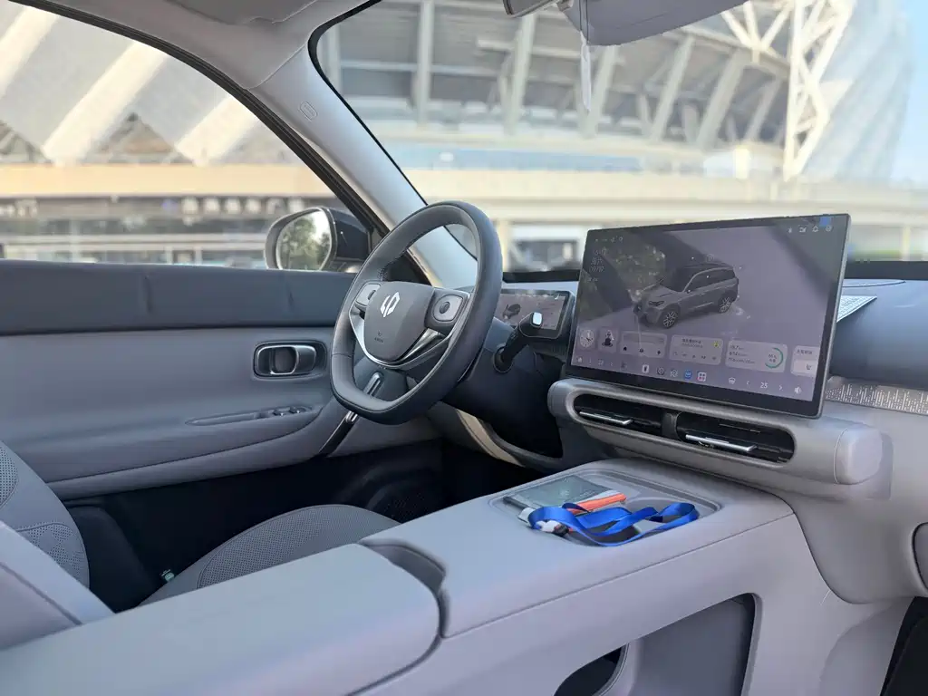 Leapmotor Leapmotor A10 — миниатюра 13