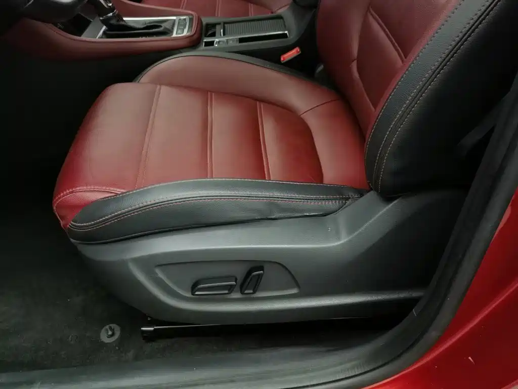 MG MG6 — миниатюра 20