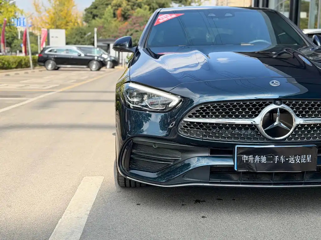 Mercedes-Benz C-Class — миниатюра 4