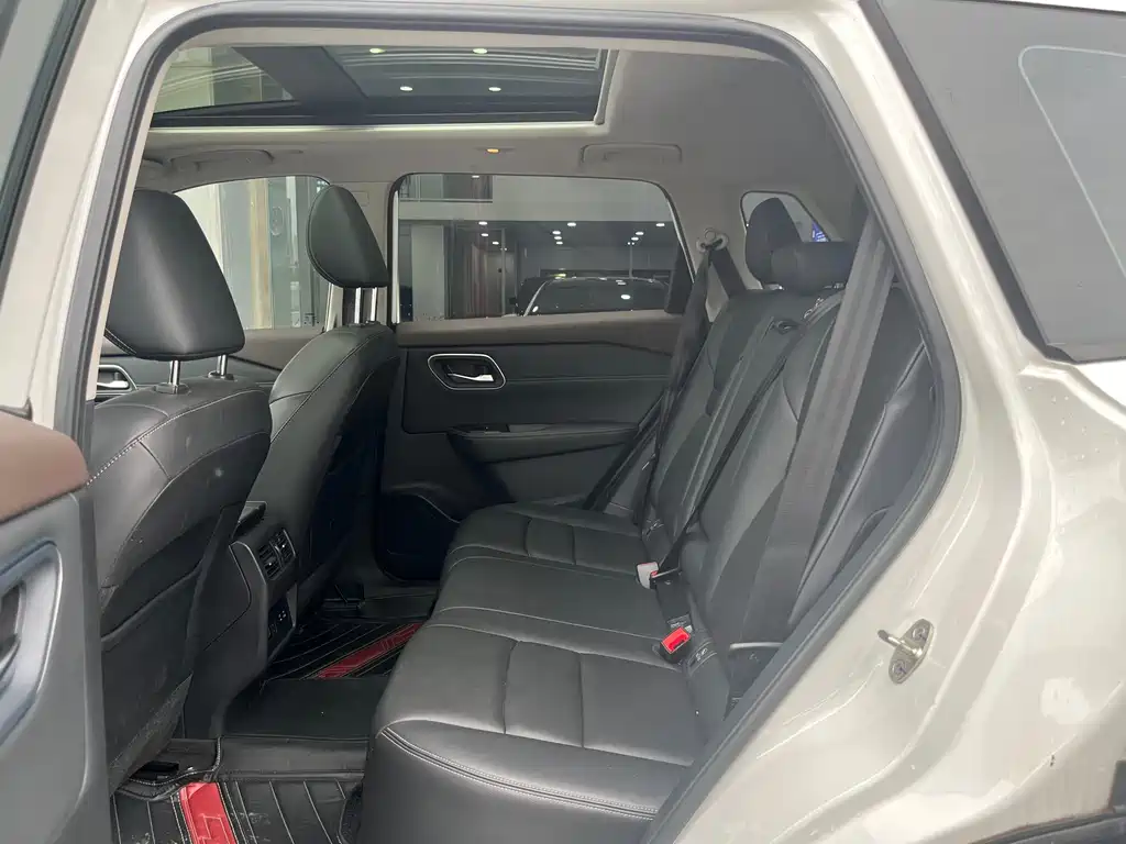 Nissan X-Trail — миниатюра 6