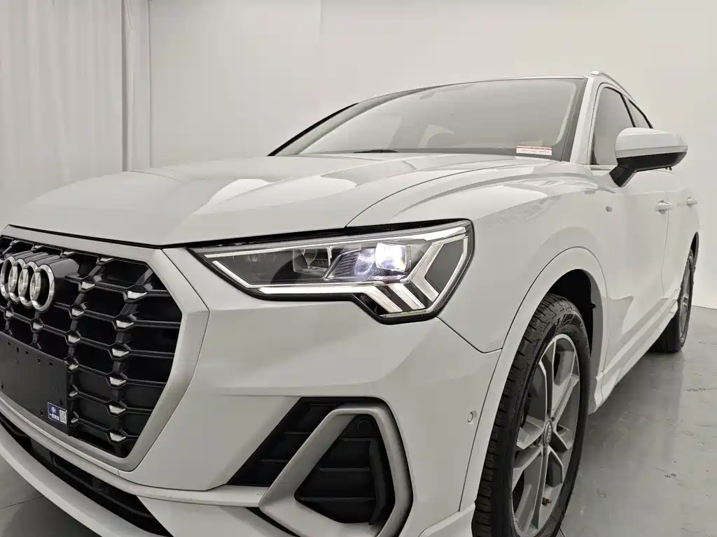 Audi Q3 — миниатюра 4