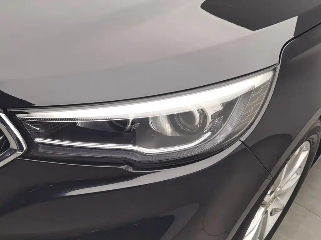Hongqi Hongqi H5 — миниатюра 7