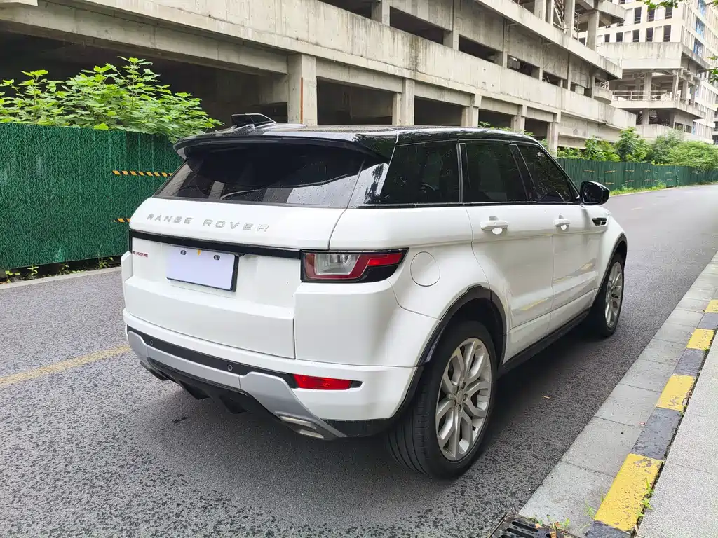 Land Rover Range Rover Evoque 2018 240PS SE DYNAMIC