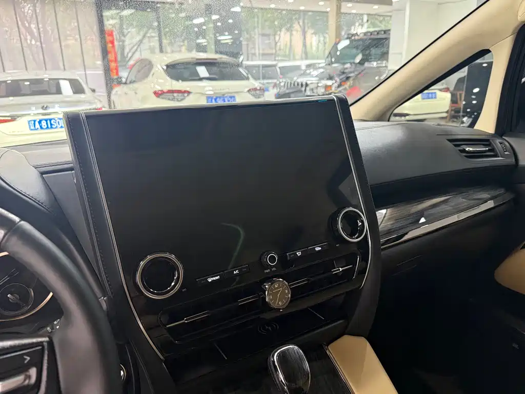 Toyota Alphard 2018 3.5L Luxury