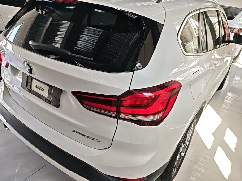 BMW X1 — миниатюра 7