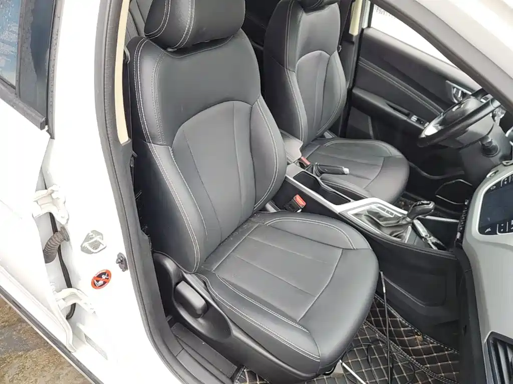 Geely Vision X3 — миниатюра 25