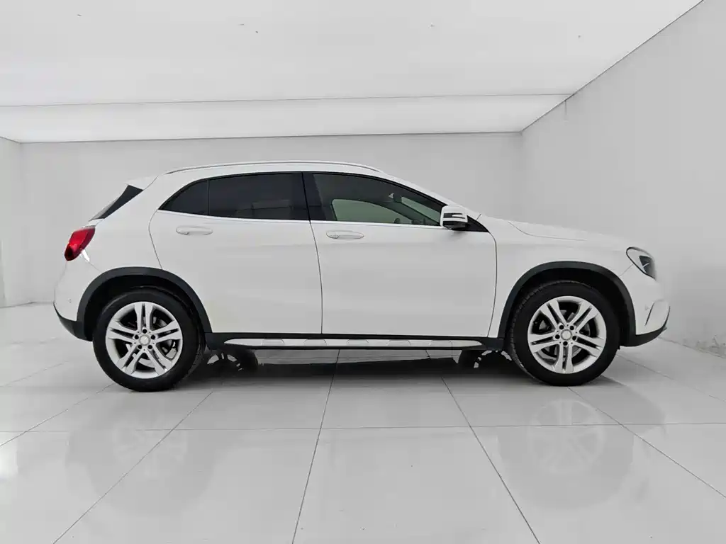 Mercedes-Benz GLA 2016 GLA 200