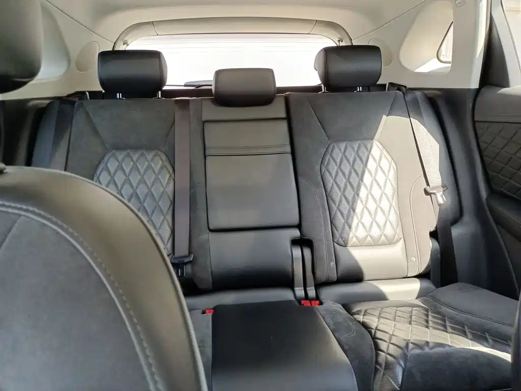 Hongqi Hongqi HS5 — миниатюра 13