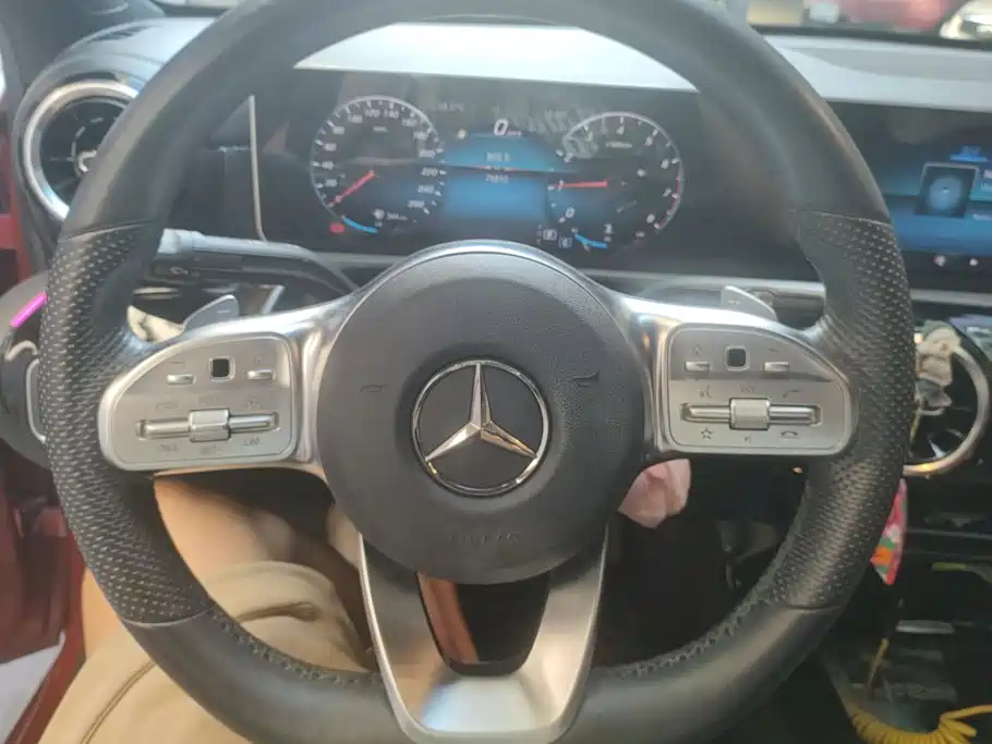 Mercedes-Benz A-Class — миниатюра 15